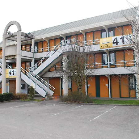 Premiere Classe Hotel